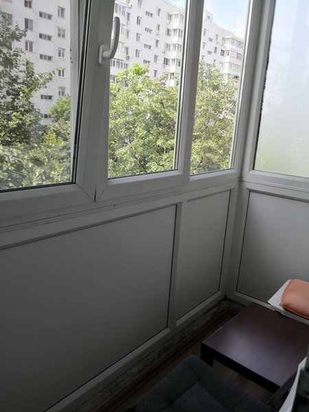 Trapezului,  Metrou 1 Decembrie,